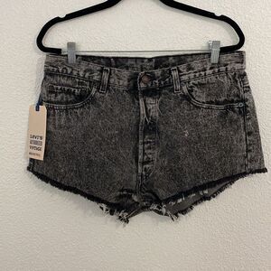 NWT-Levi’s Authorized Vintage-faded Black-button fly cutoff-denim shorts-Size 34